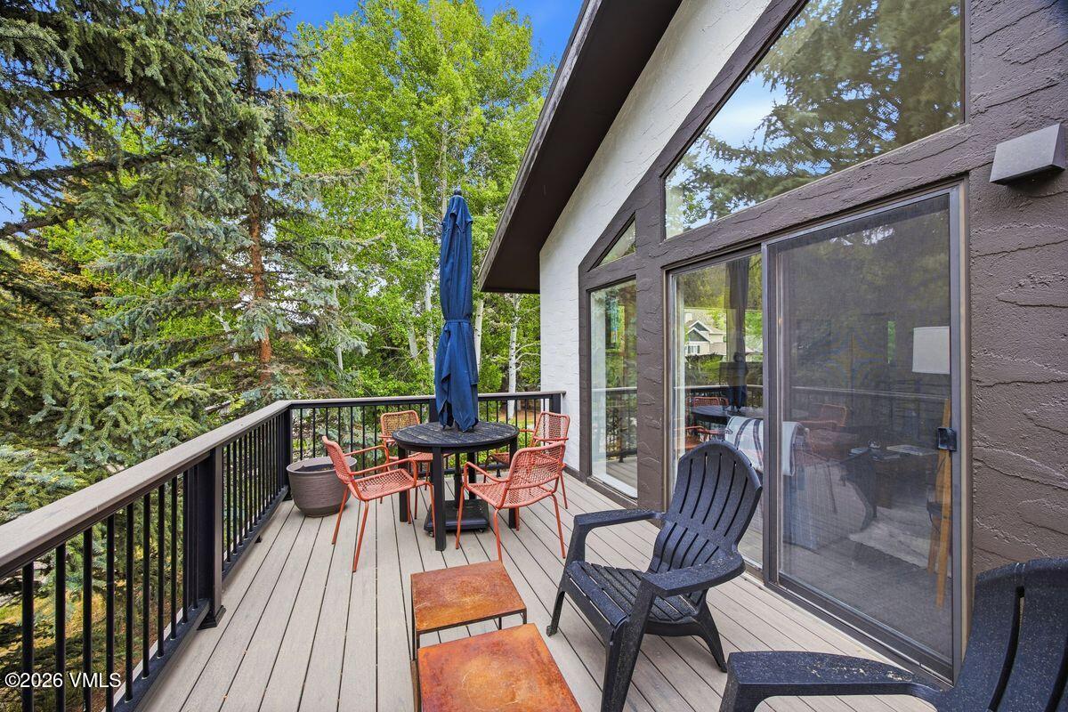 34 Larkspur Lane A