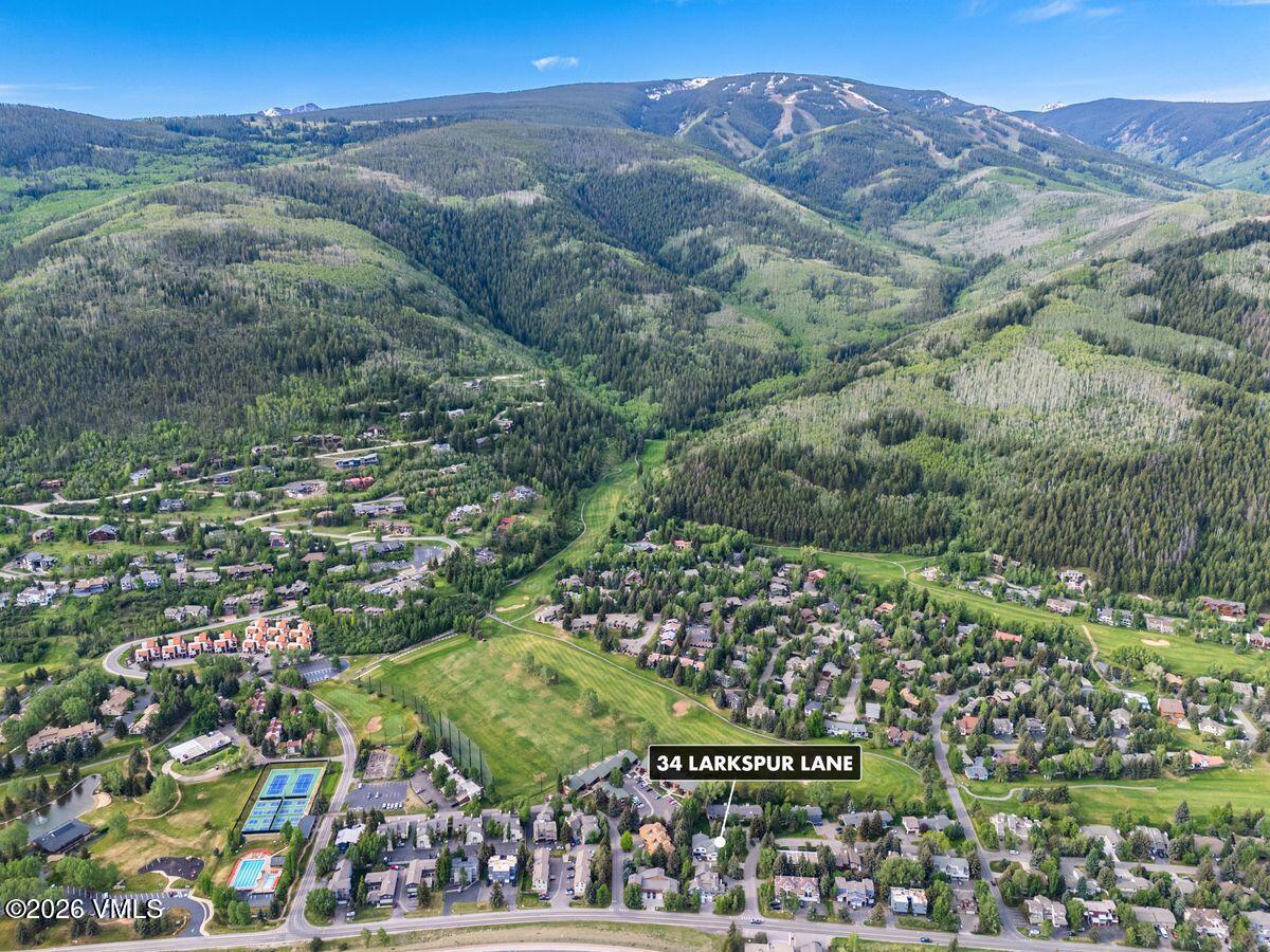 34 Larkspur Lane A
