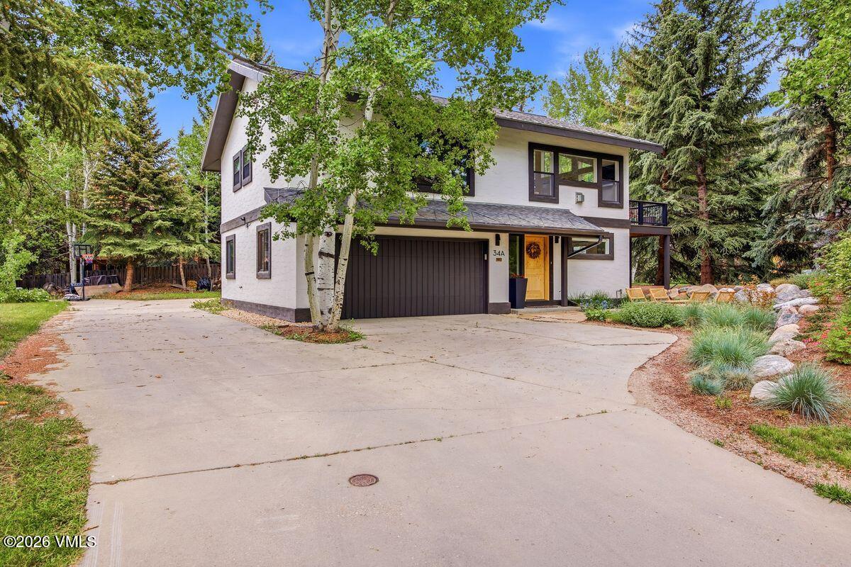 34 Larkspur Lane A