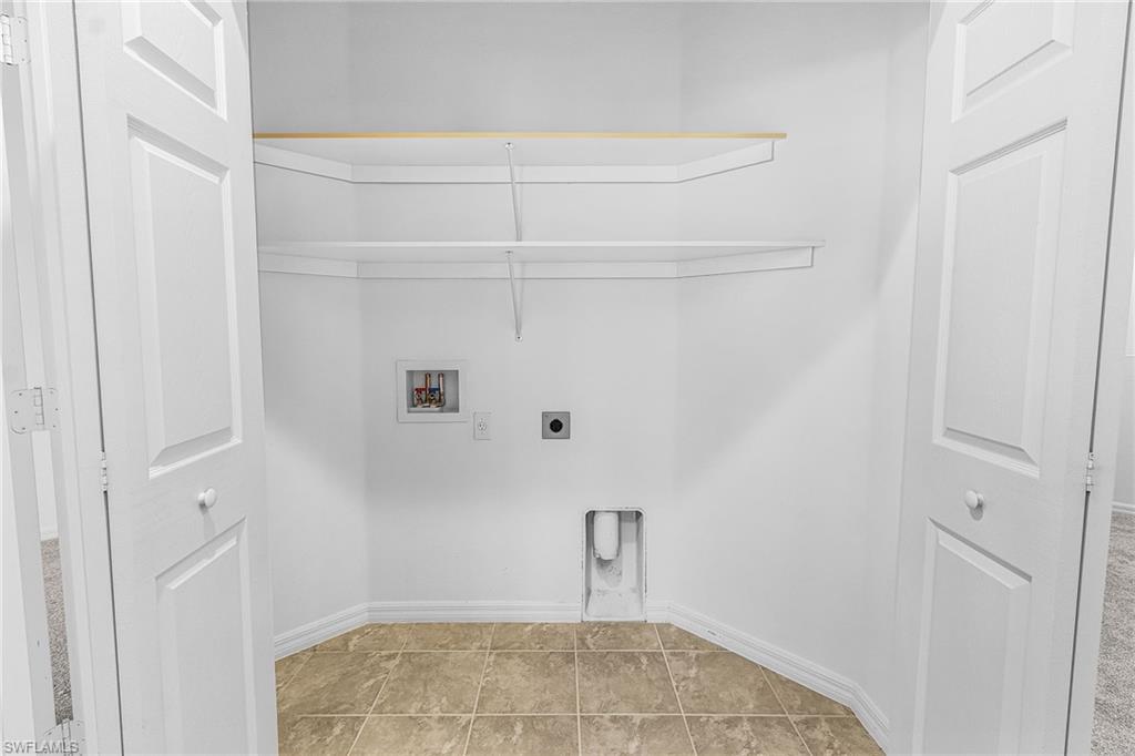 3285 Lindsey LN 2