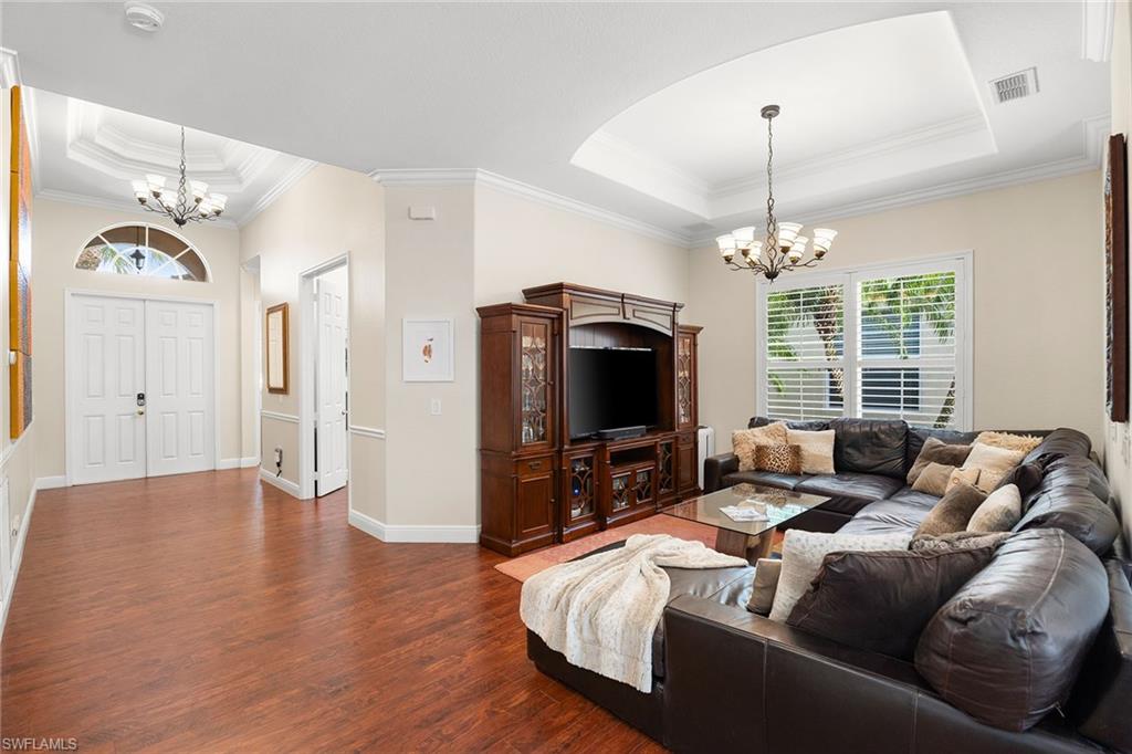 232 Glen Eagle CIR