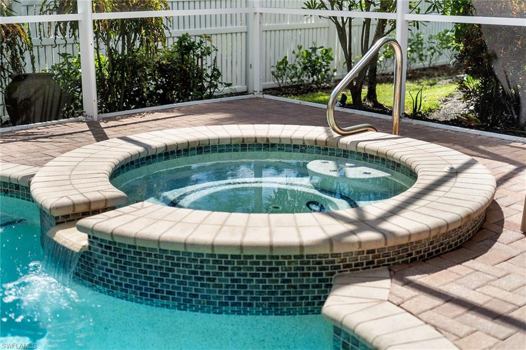 232 Glen Eagle CIR