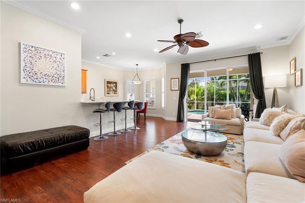 232 Glen Eagle CIR