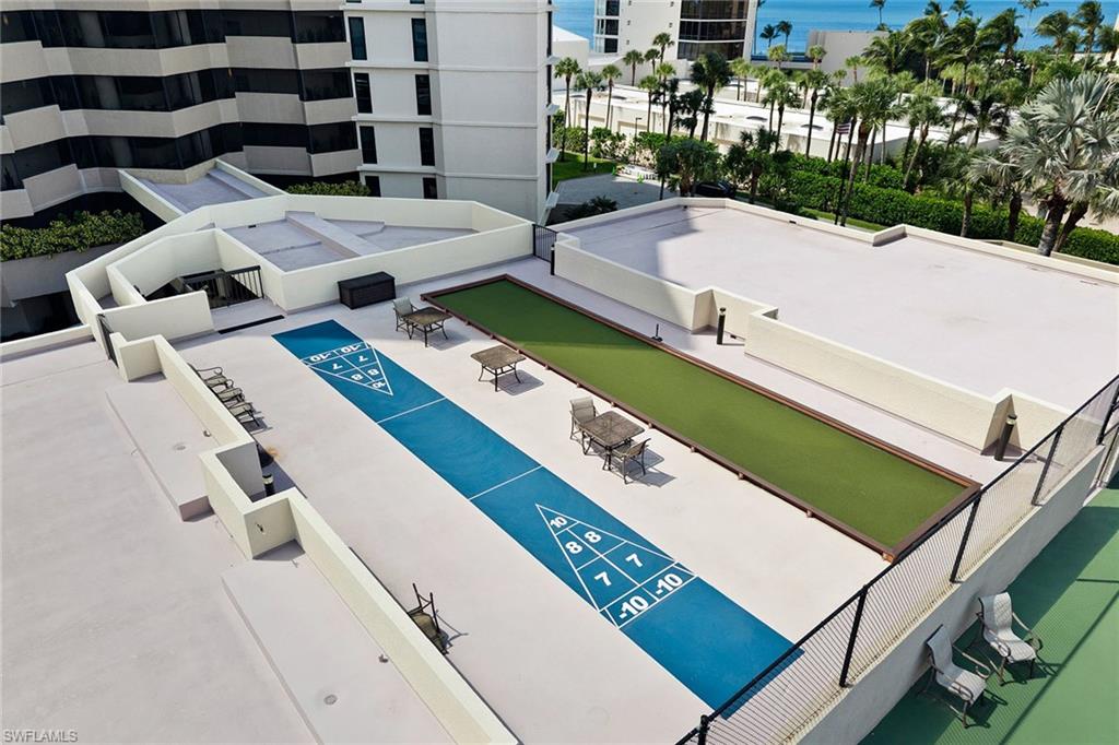 4551 Gulf Shore BLVD N # 400