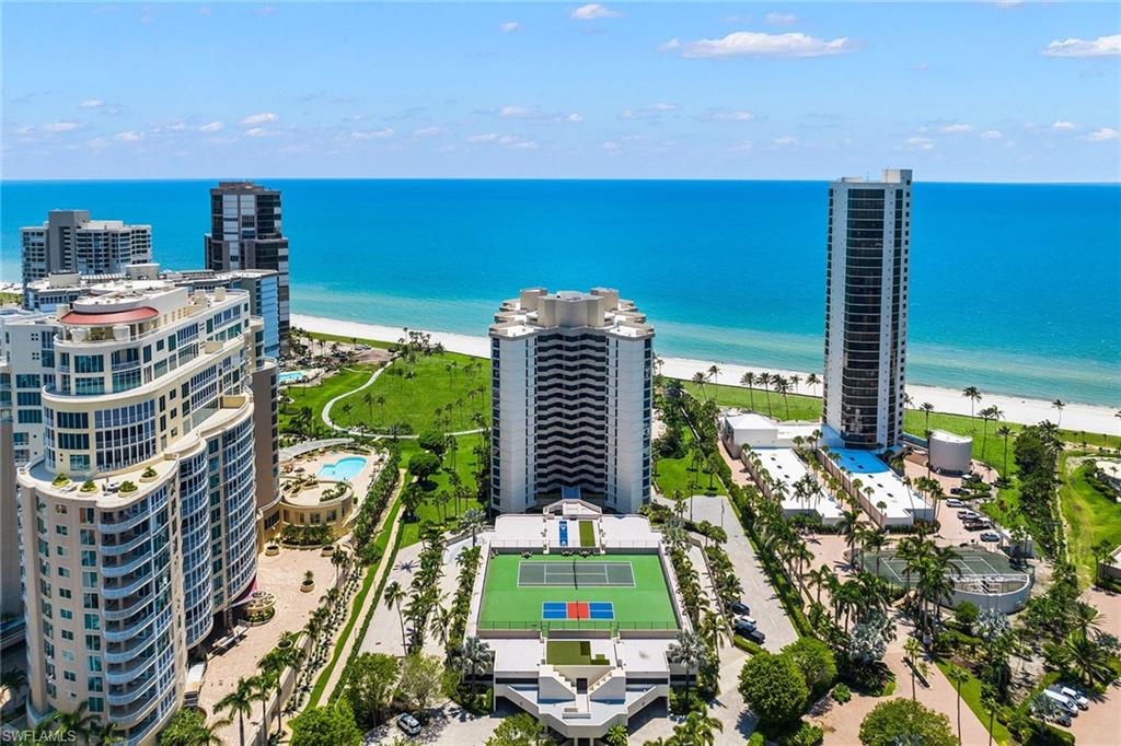4551 Gulf Shore BLVD N # 400