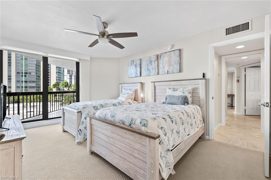 4551 Gulf Shore BLVD N # 400