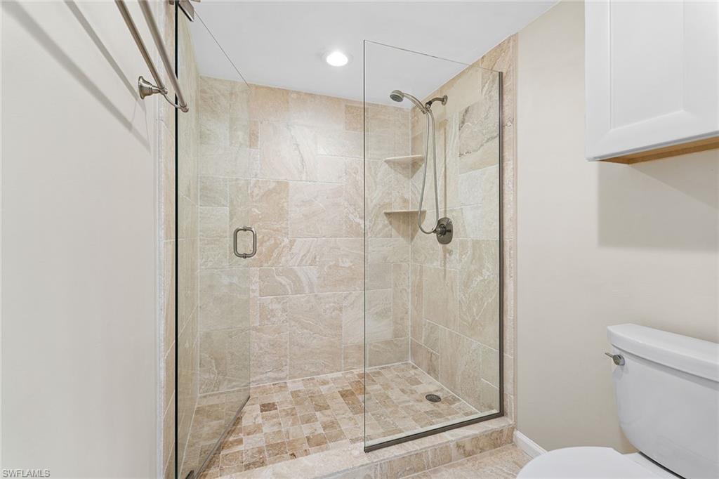 4551 Gulf Shore BLVD N # 400