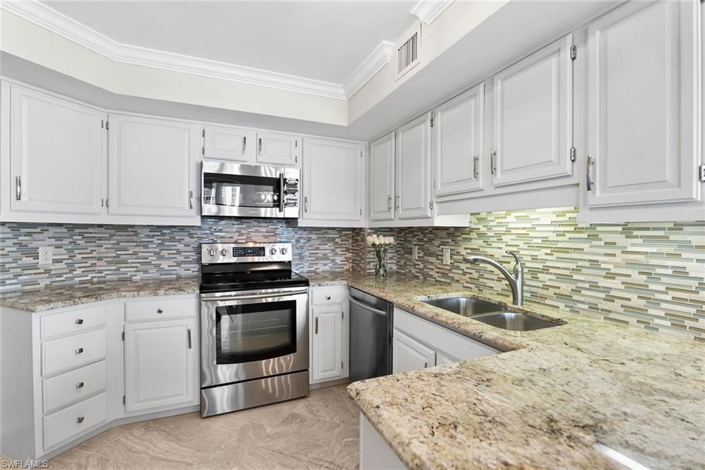 4551 Gulf Shore BLVD N # 400