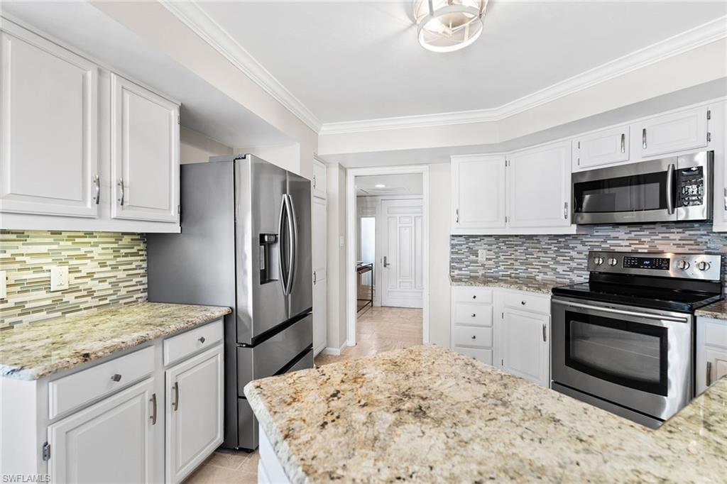 4551 Gulf Shore BLVD N # 400