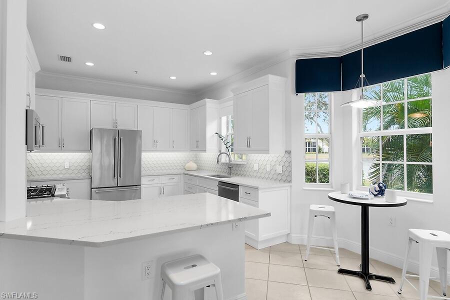 9292 Belle CT 101
