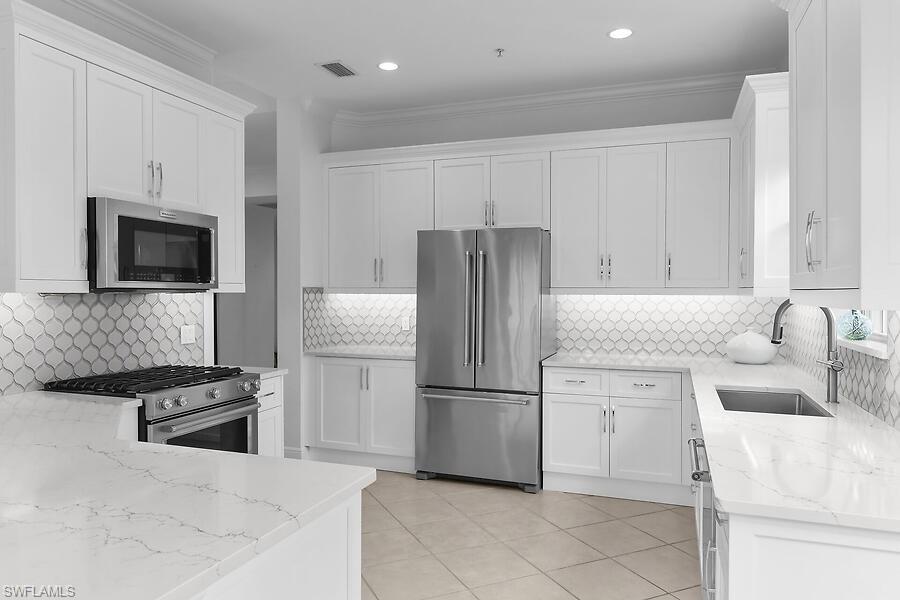 9292 Belle CT 101