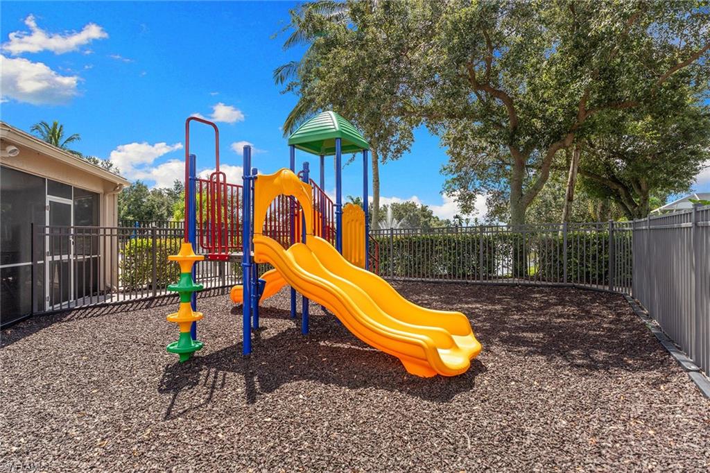 8251 Ibis Cove CIR A129