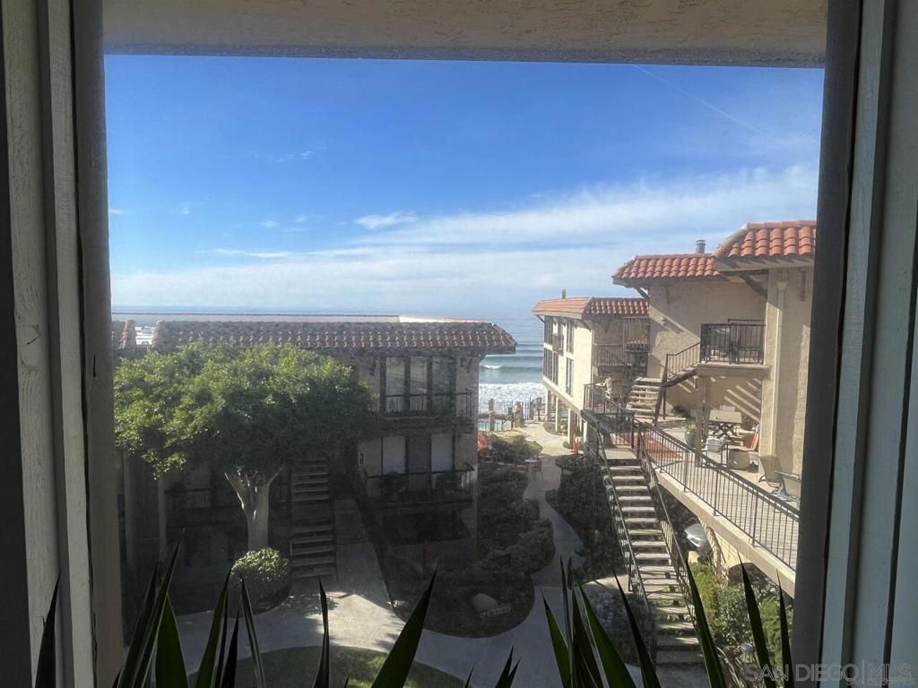 190 Del Mar Shores Terrace 74