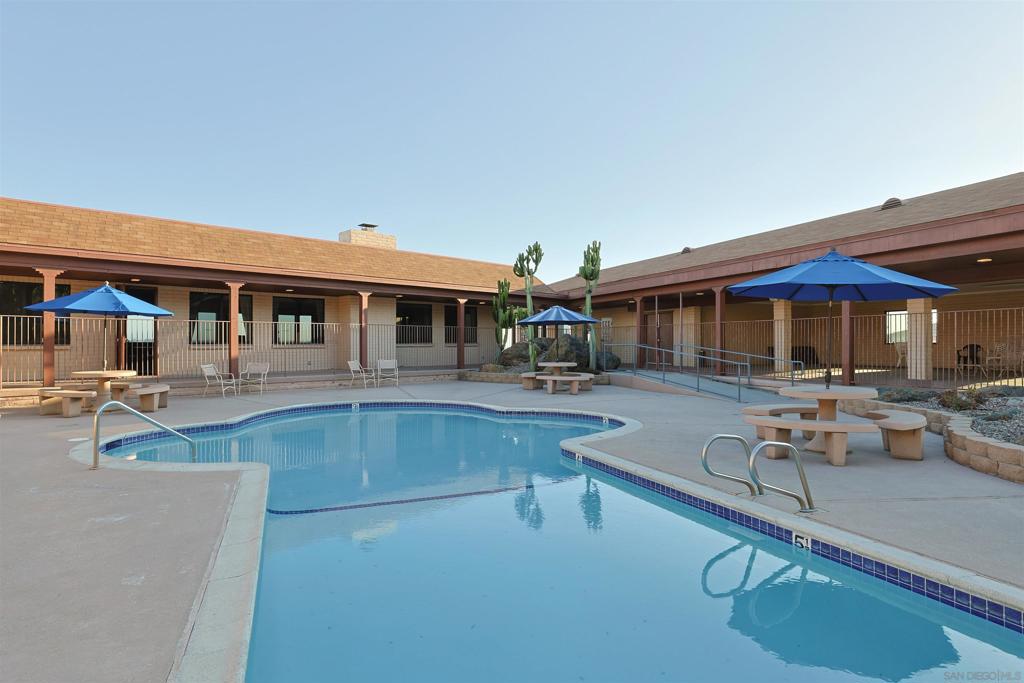 275 S Worthington 150