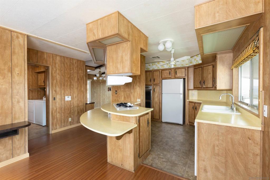 275 S Worthington St 105