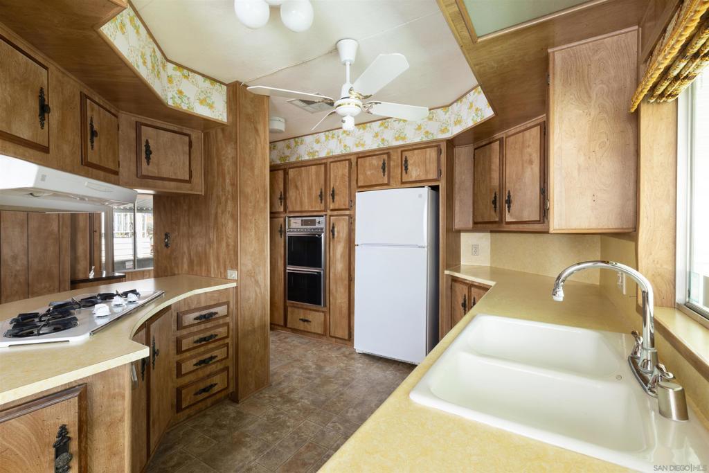 275 S Worthington St 105