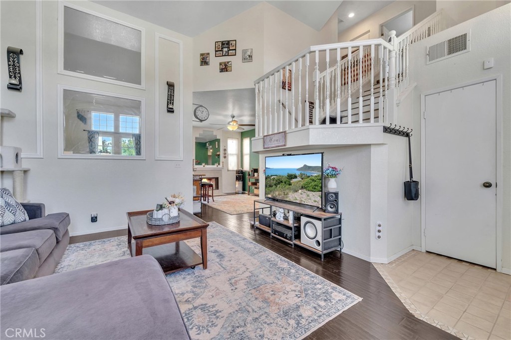 2532 Summerchase Avenue