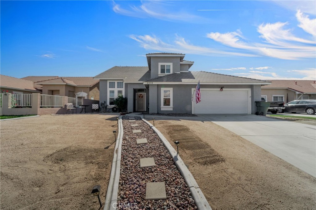 2532 Summerchase Avenue