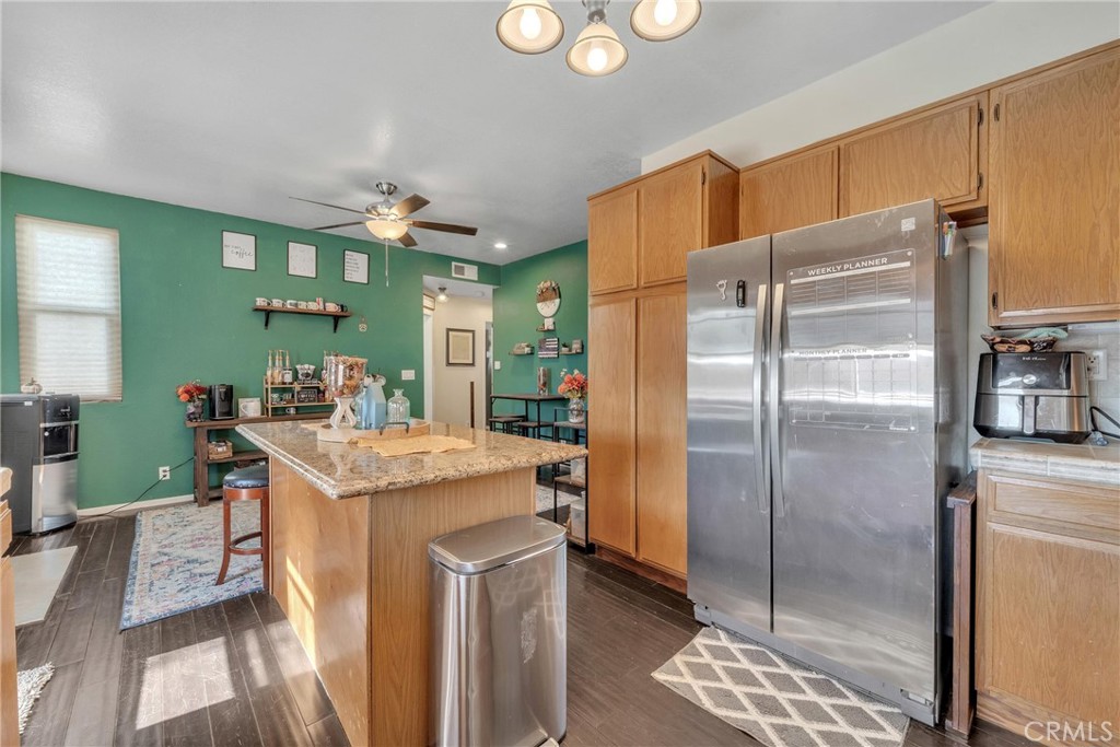 2532 Summerchase Avenue