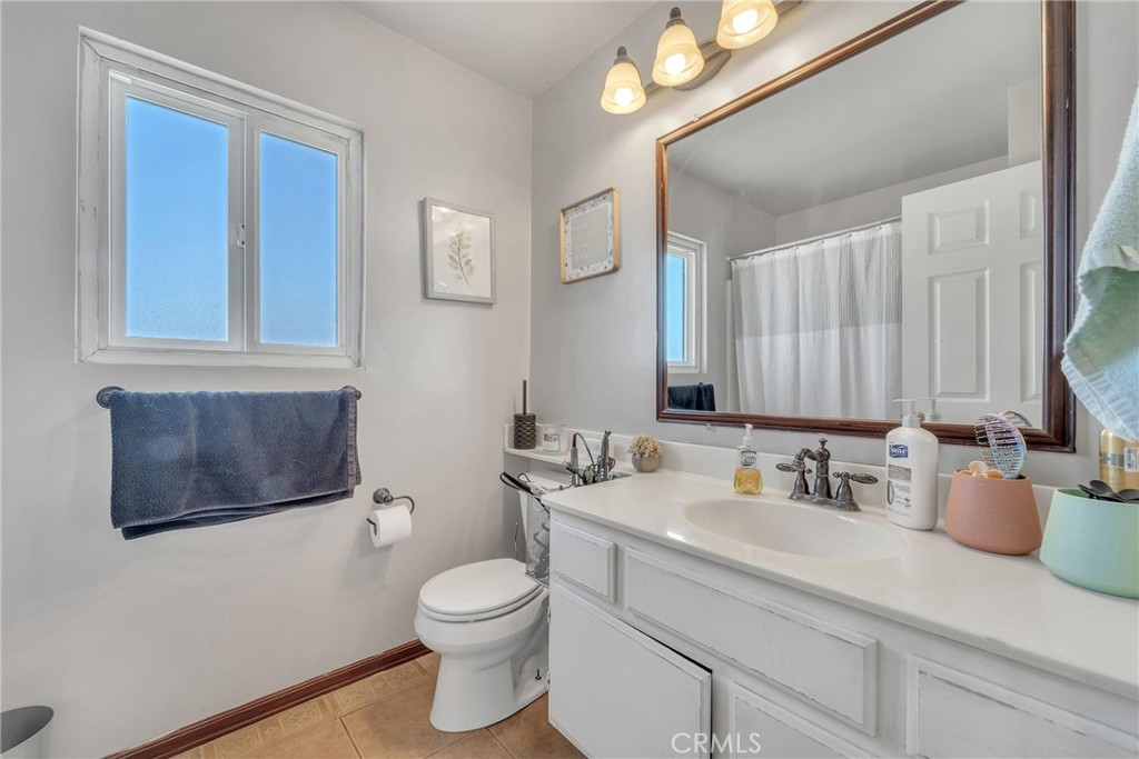 2532 Summerchase Avenue