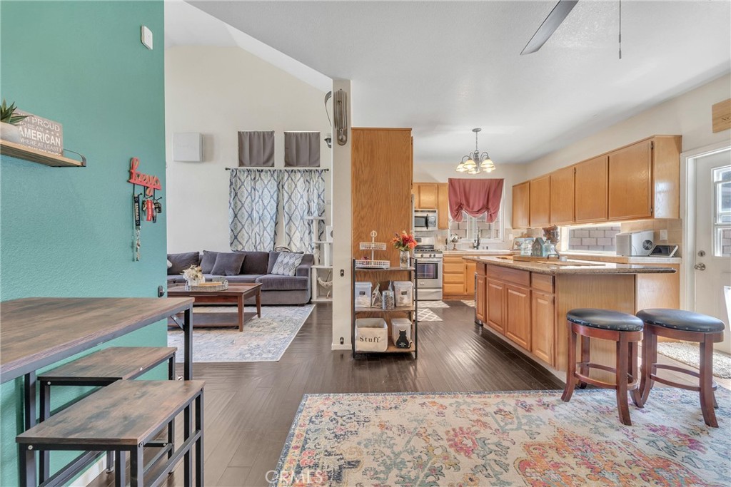 2532 Summerchase Avenue