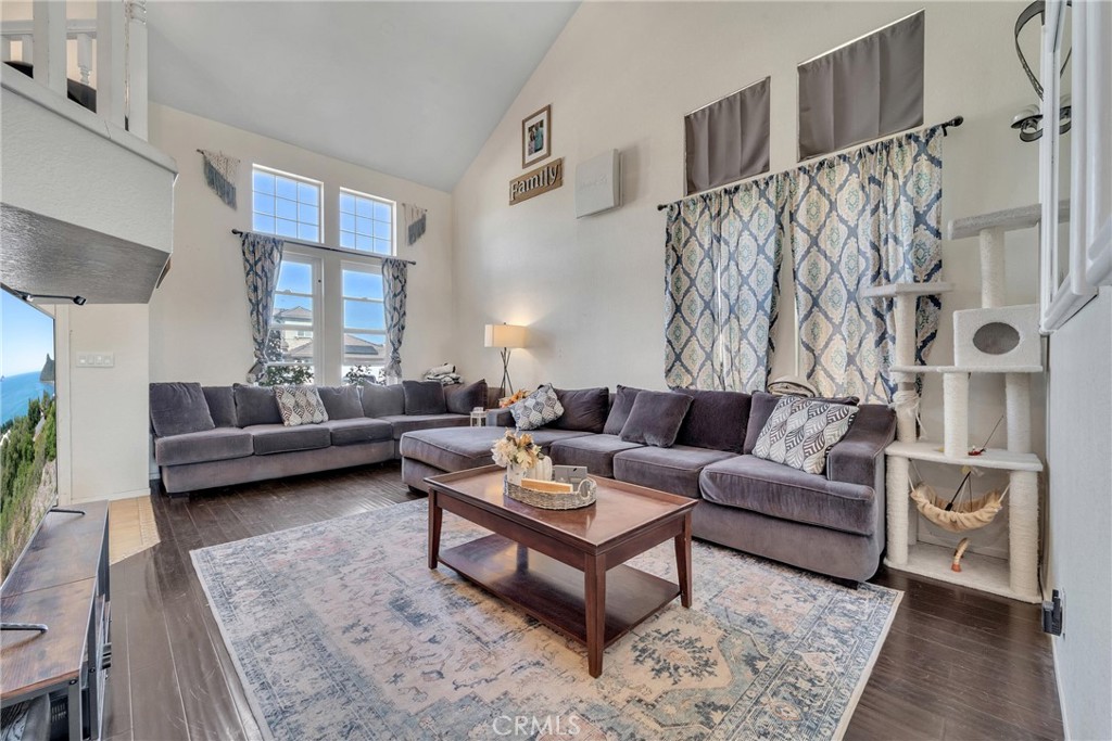 2532 Summerchase Avenue