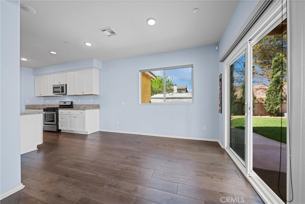 40238 Peonza Lane