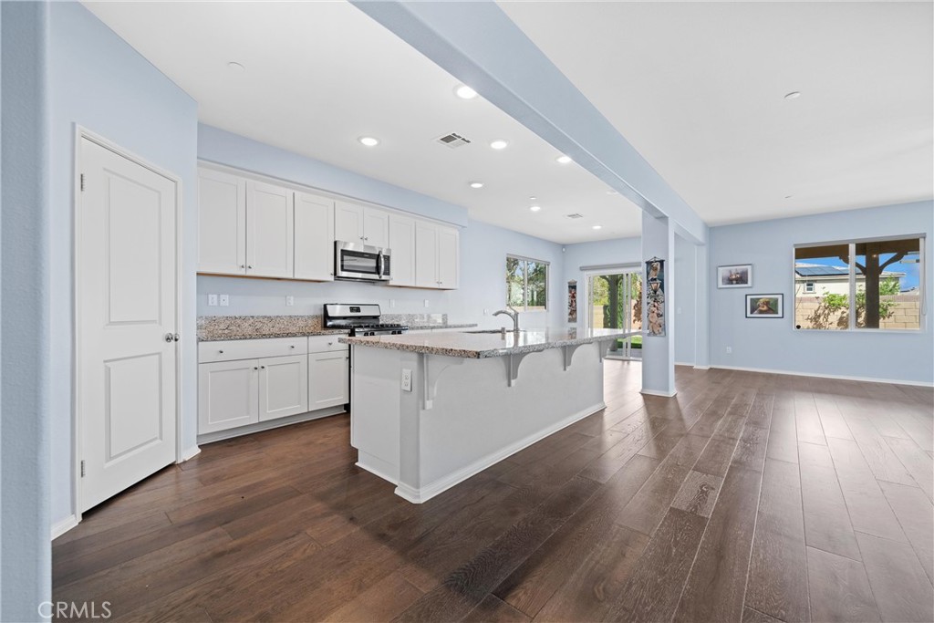 40238 Peonza Lane