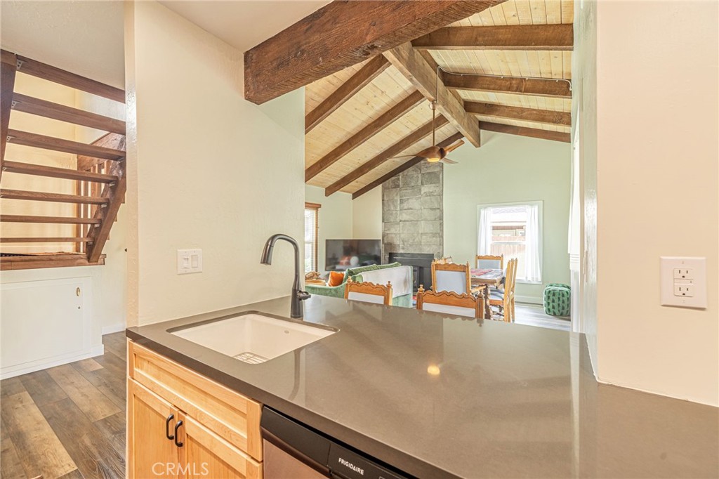 32 Meadow Lakes Drive