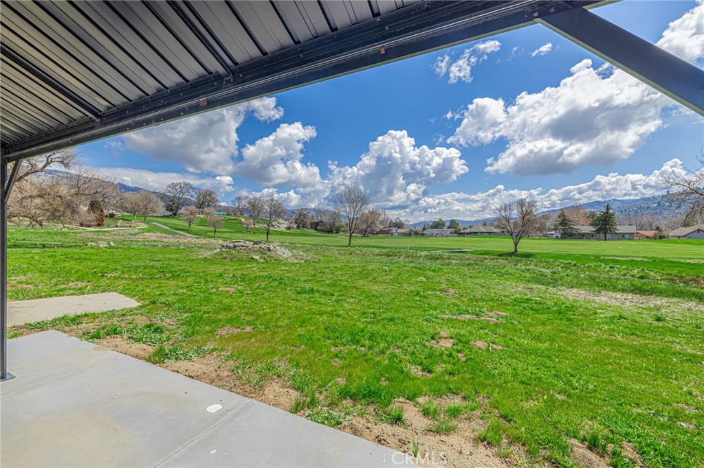 32 Meadow Lakes Drive