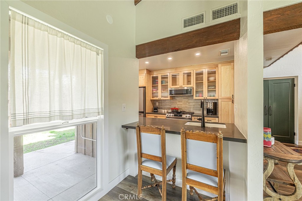 32 Meadow Lakes Drive