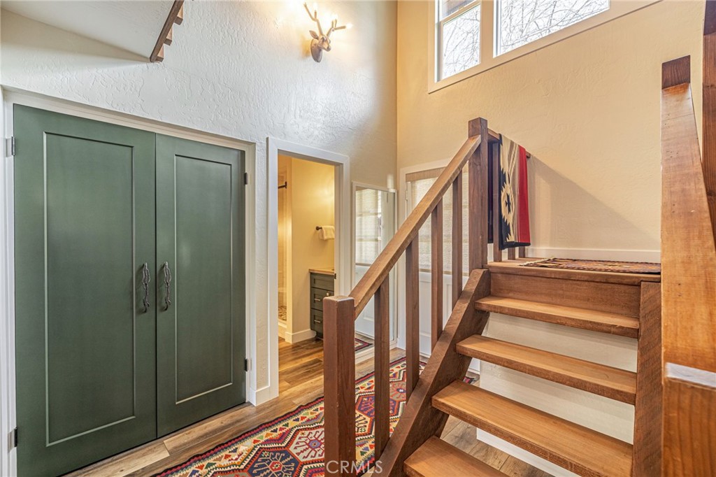32 Meadow Lakes Drive