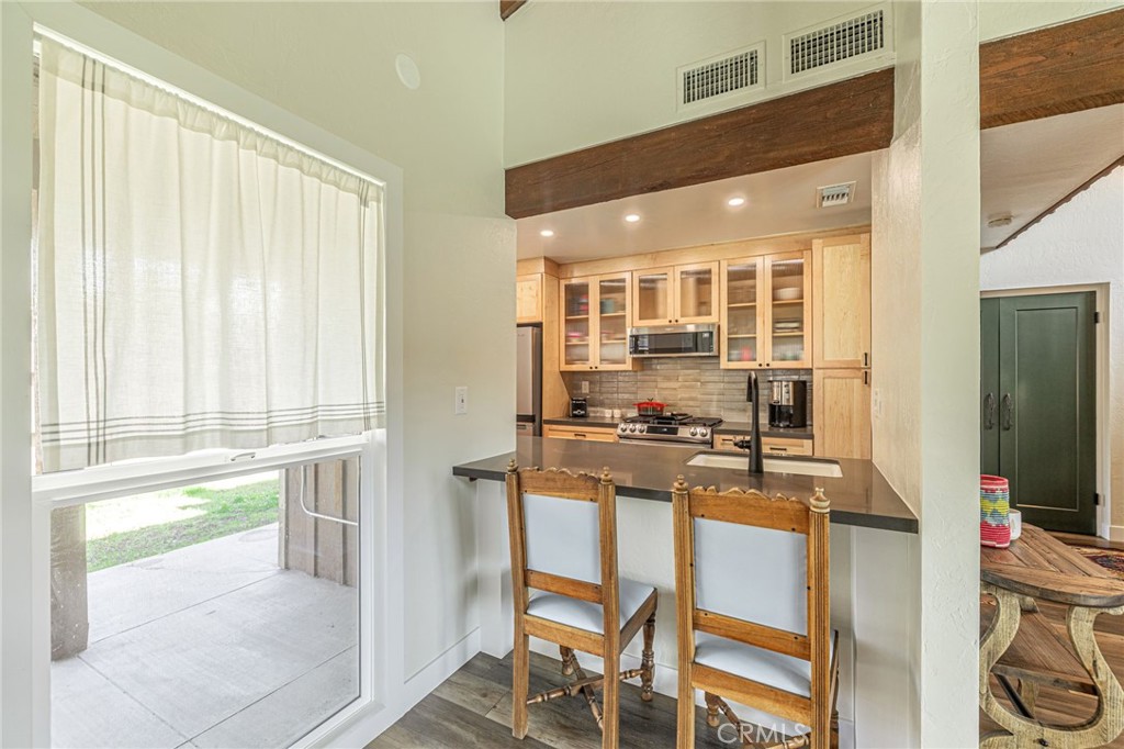 32 Meadow Lakes Drive