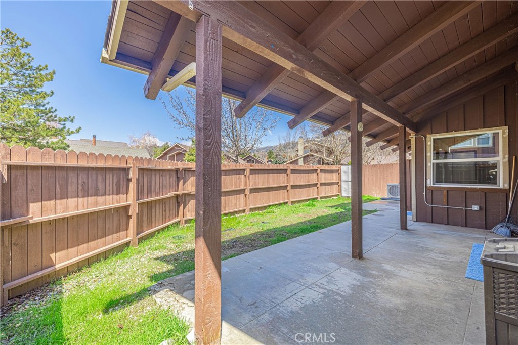 32 Meadow Lakes Drive