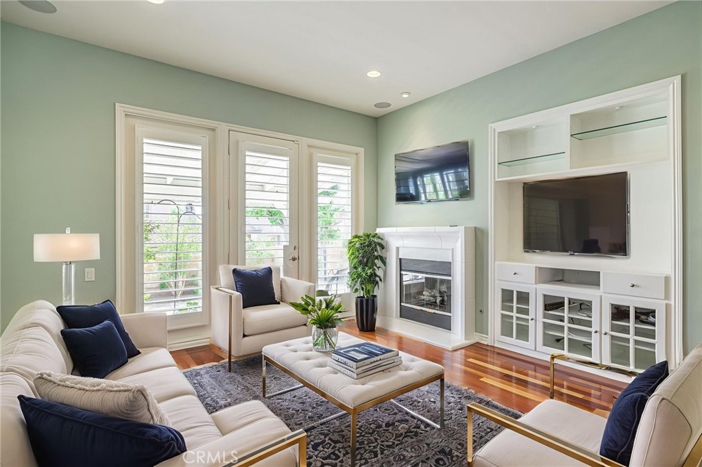 23785 Western Cedar Court