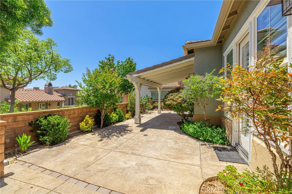 23785 Western Cedar Court