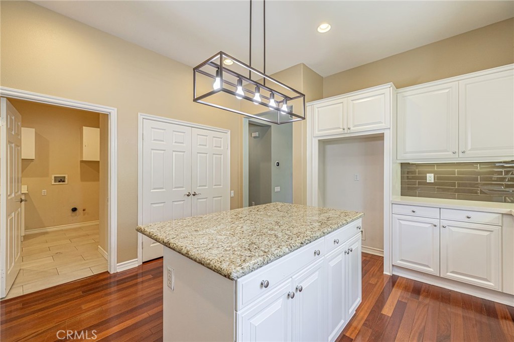 23785 Western Cedar Court