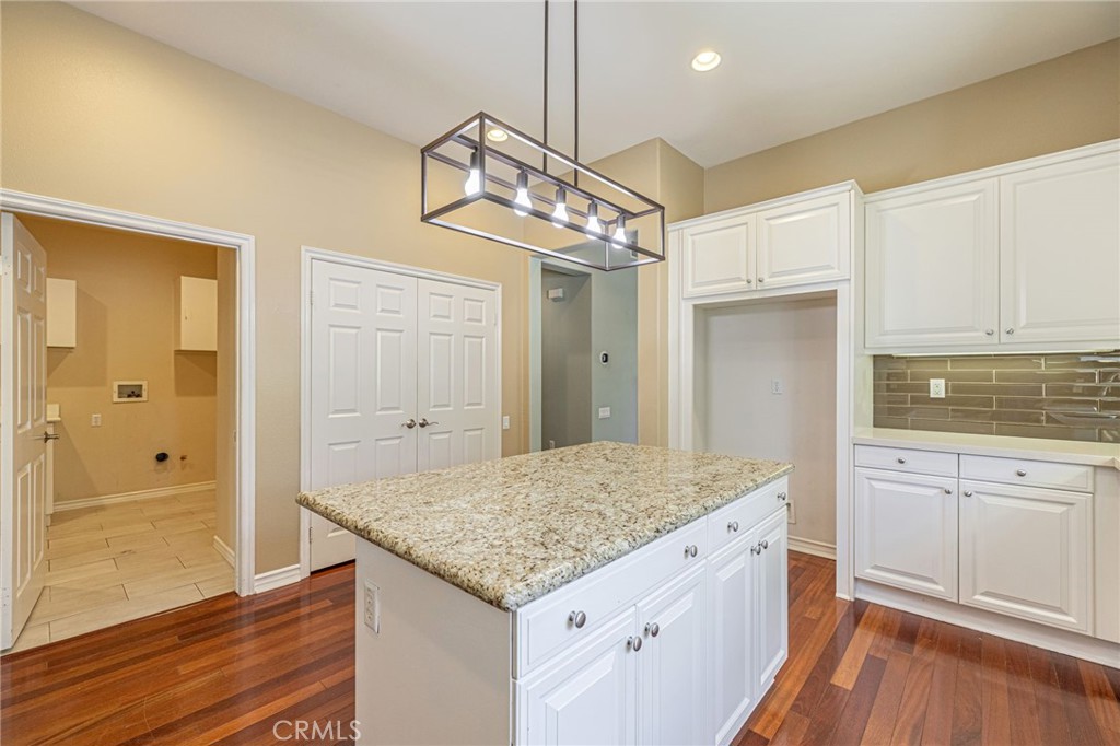 23785 Western Cedar Court