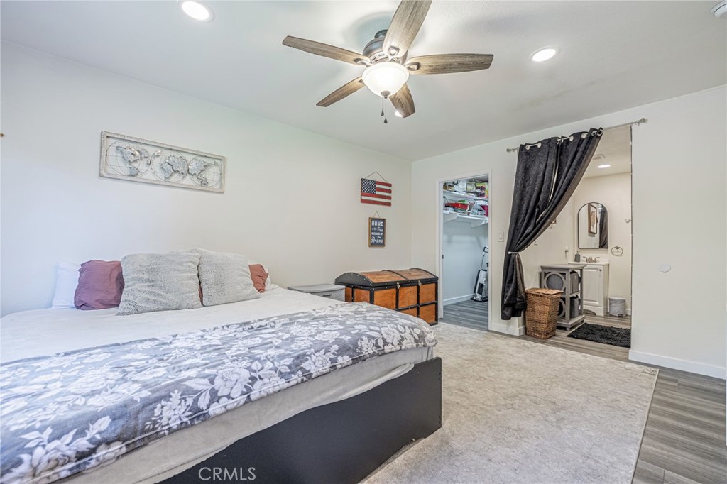 2575 Victoria