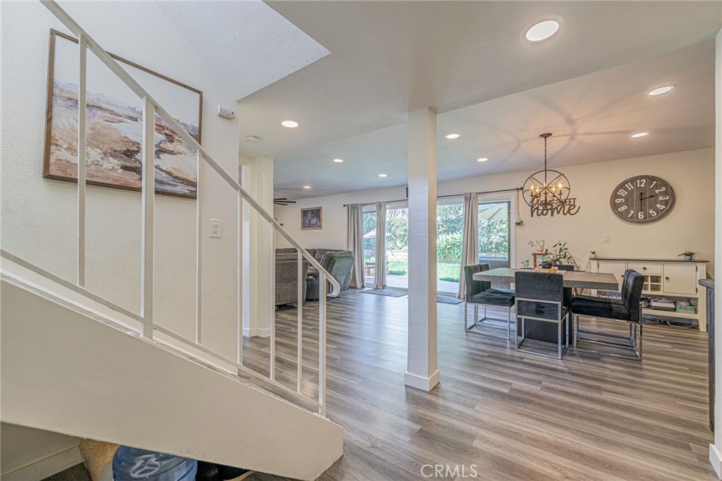 2575 Victoria