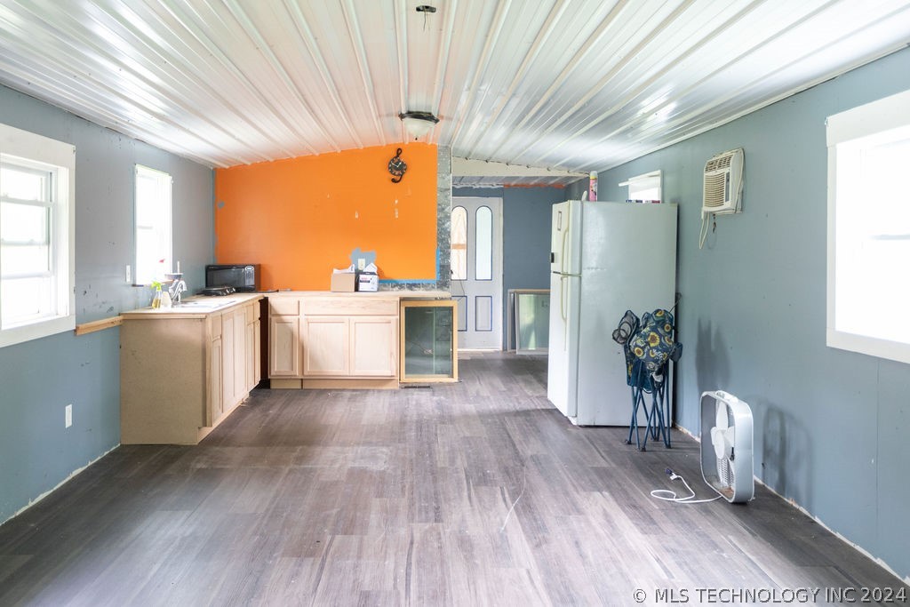 2305 680 Road