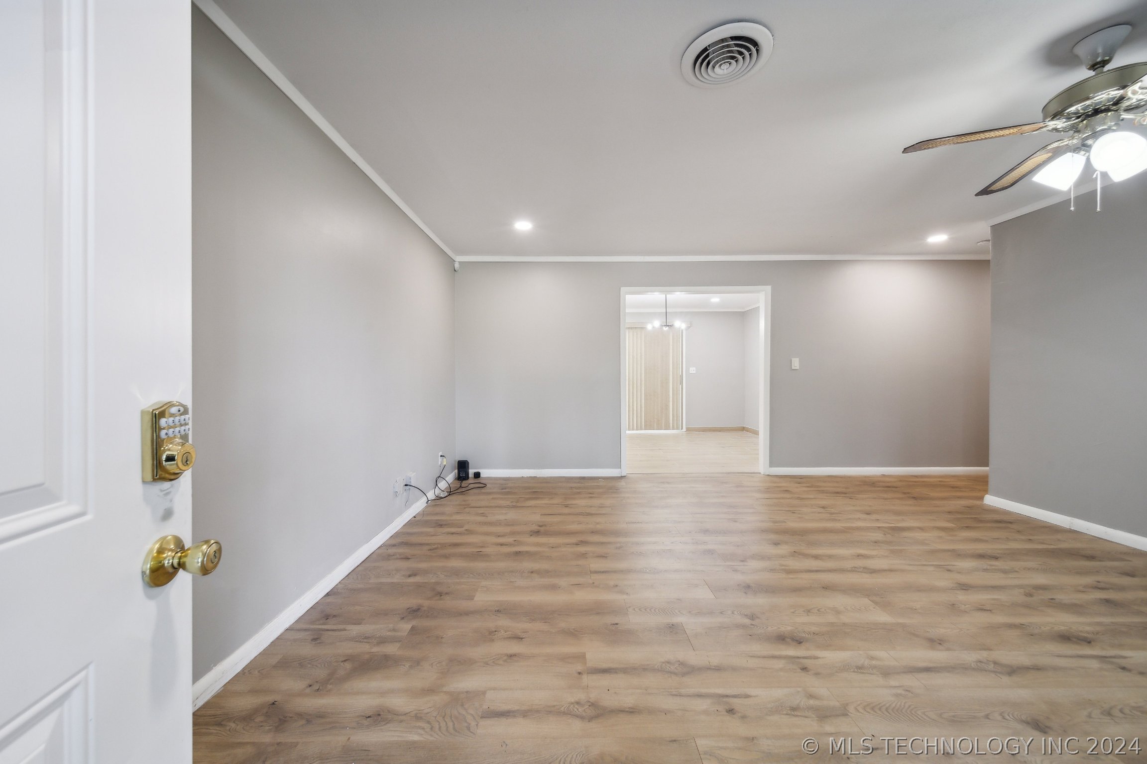 1507 N College Avenue