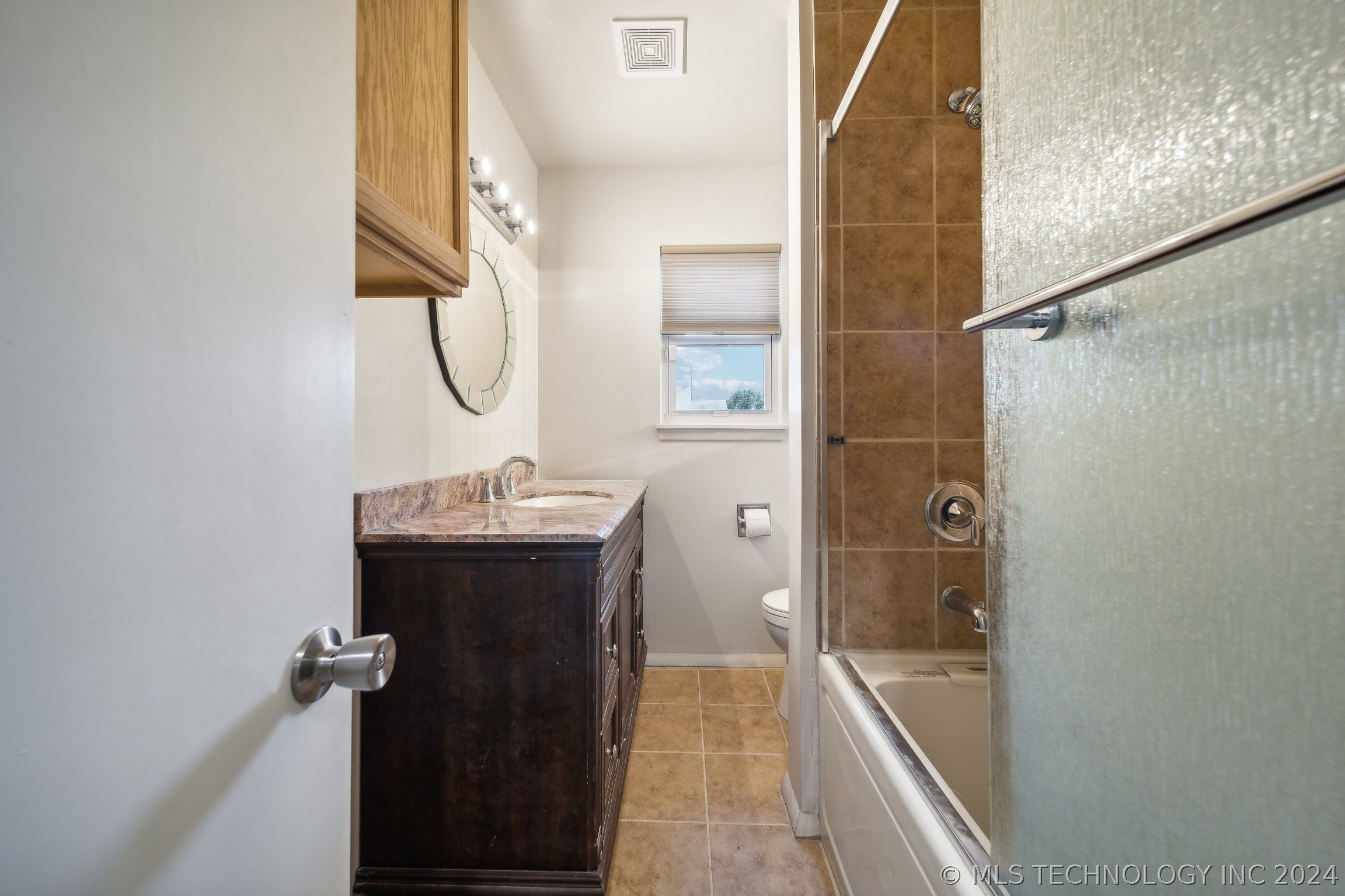 1507 N College Avenue