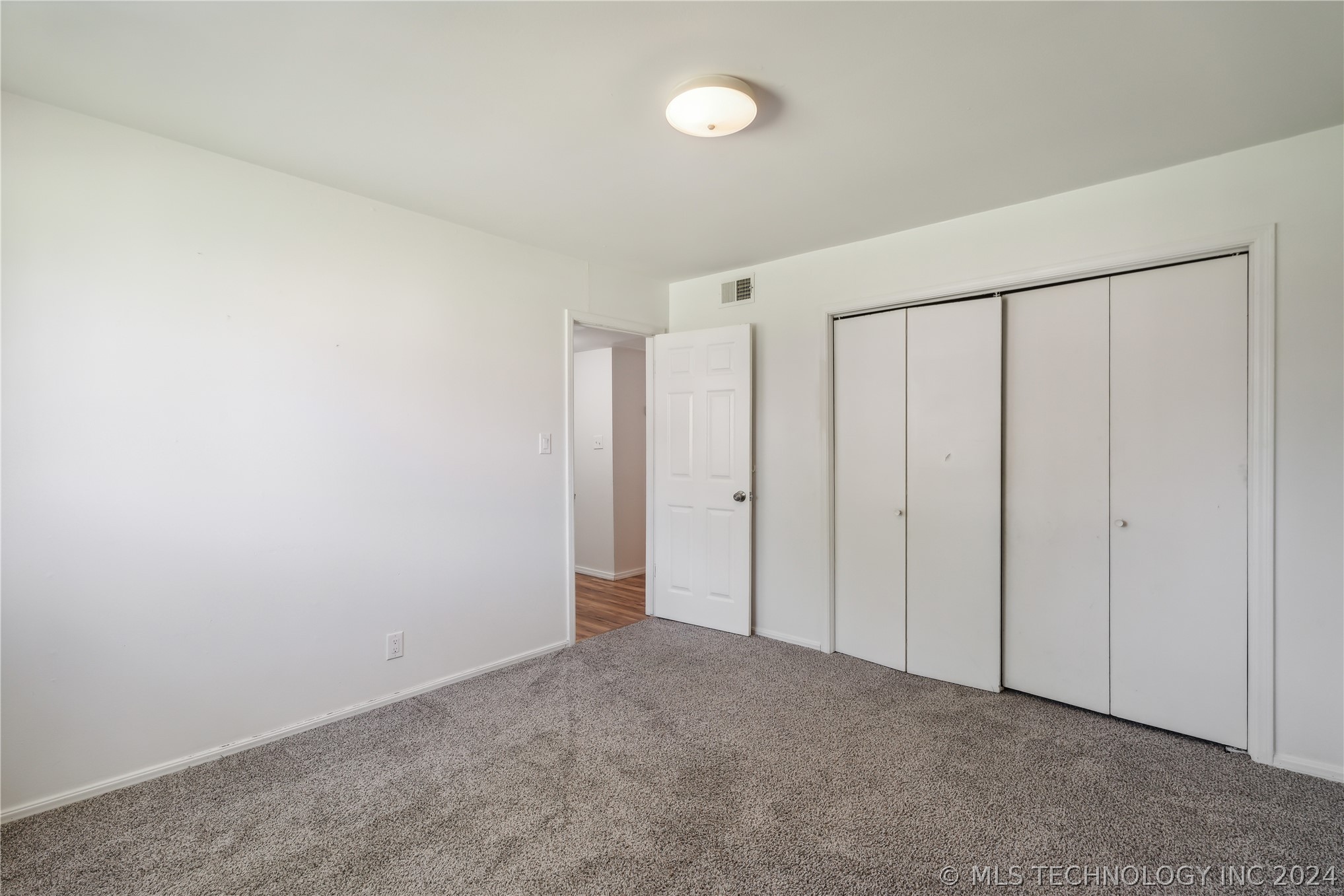 4309 E 68th Street C6