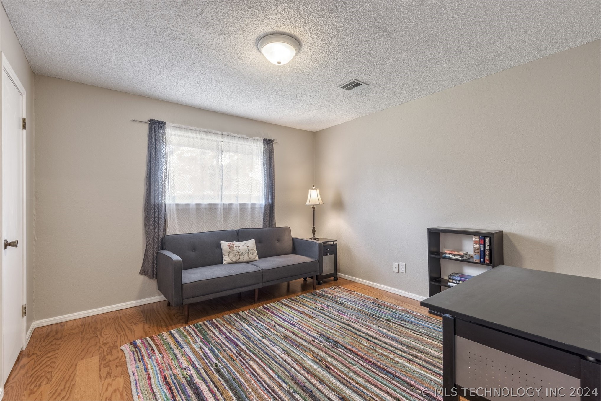 12142 E 37th Place