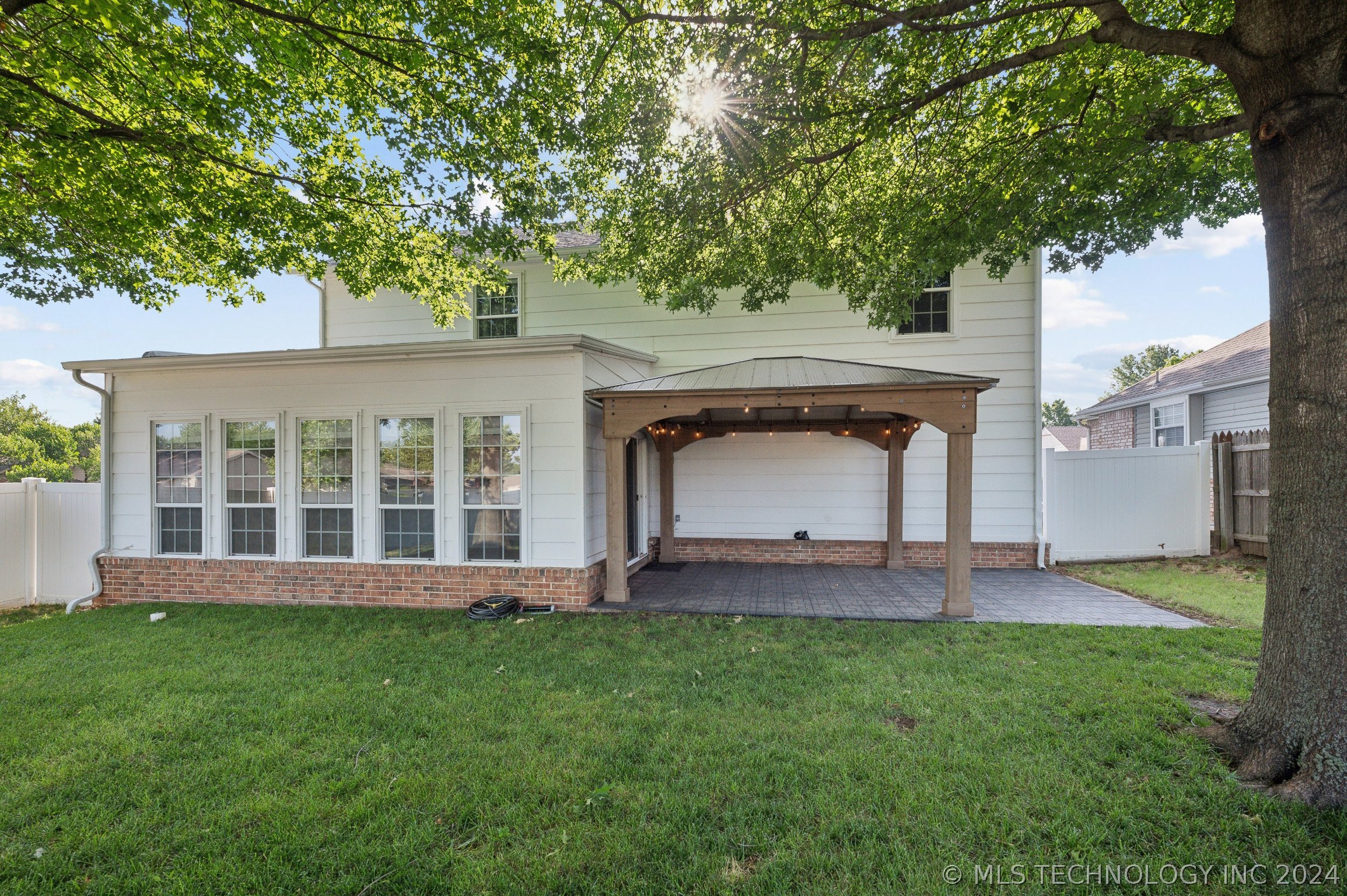 9304 S 85th East Avenue