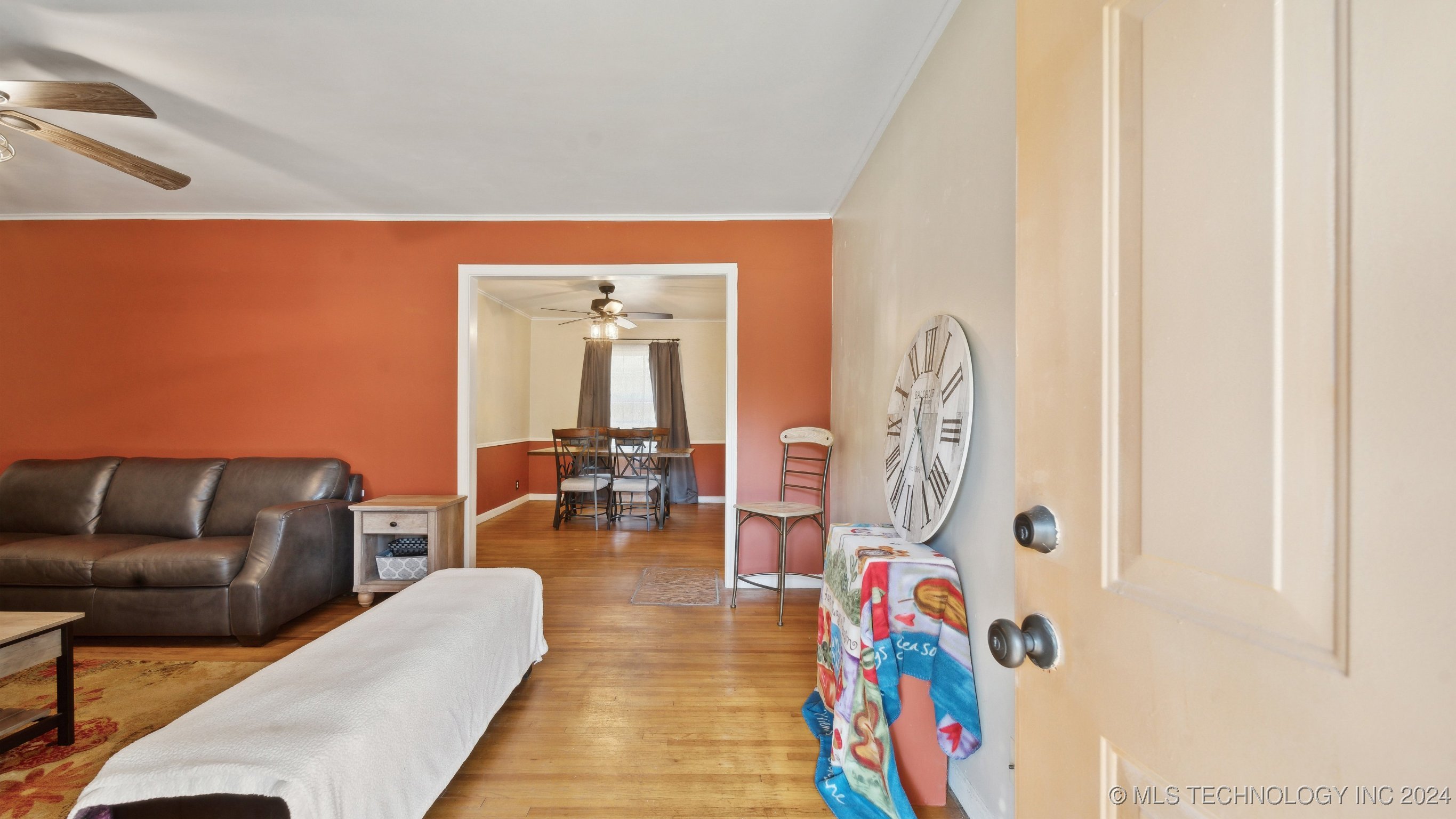 5917 E 4th Place