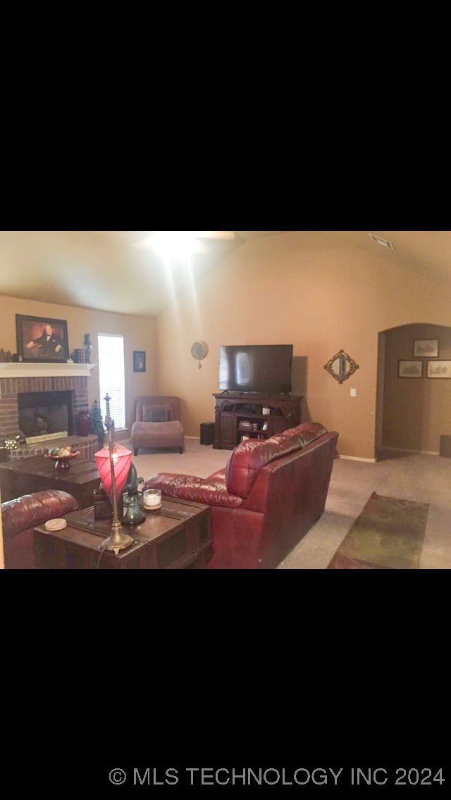 1233 W 117th Street S