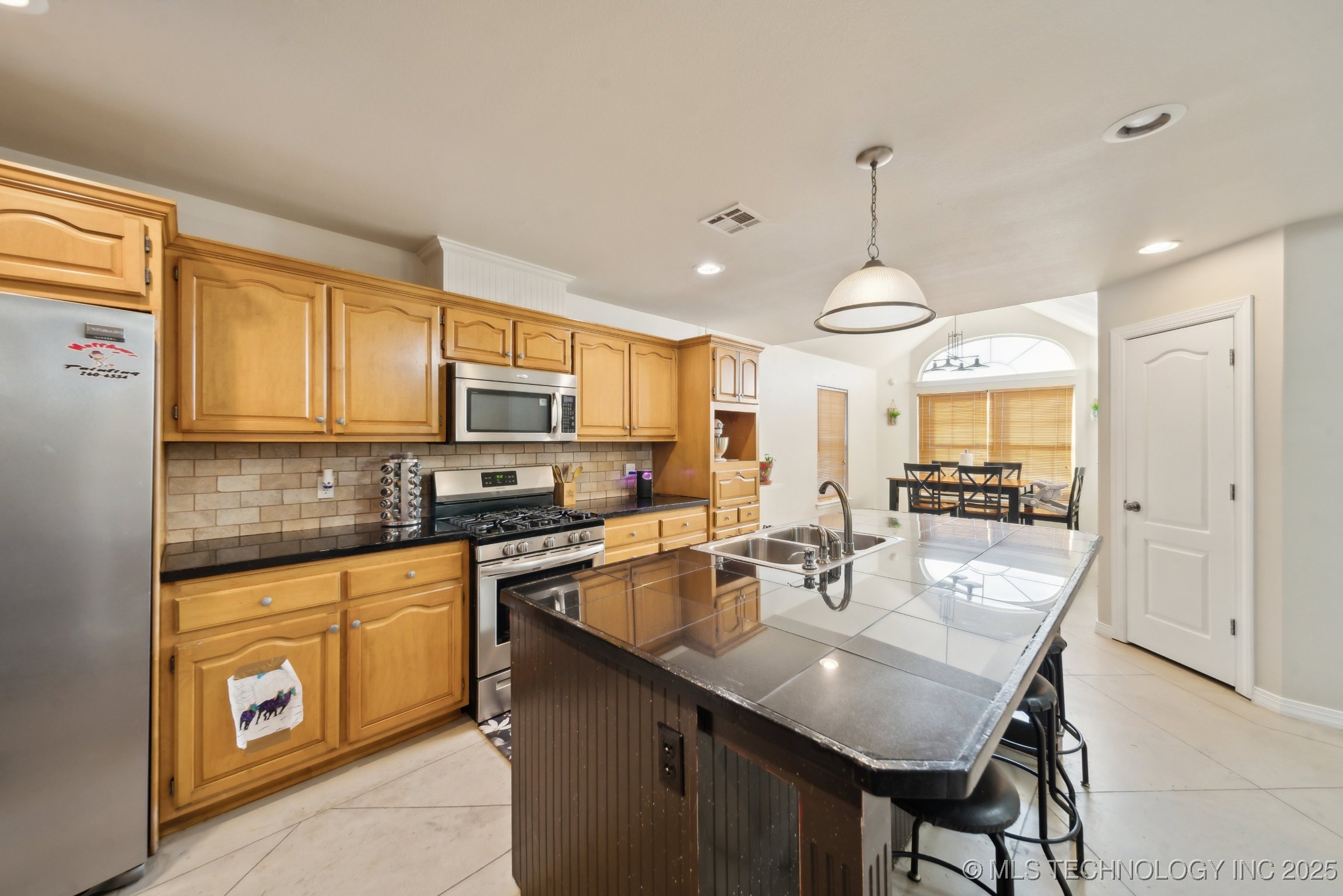 112 E Granger Place