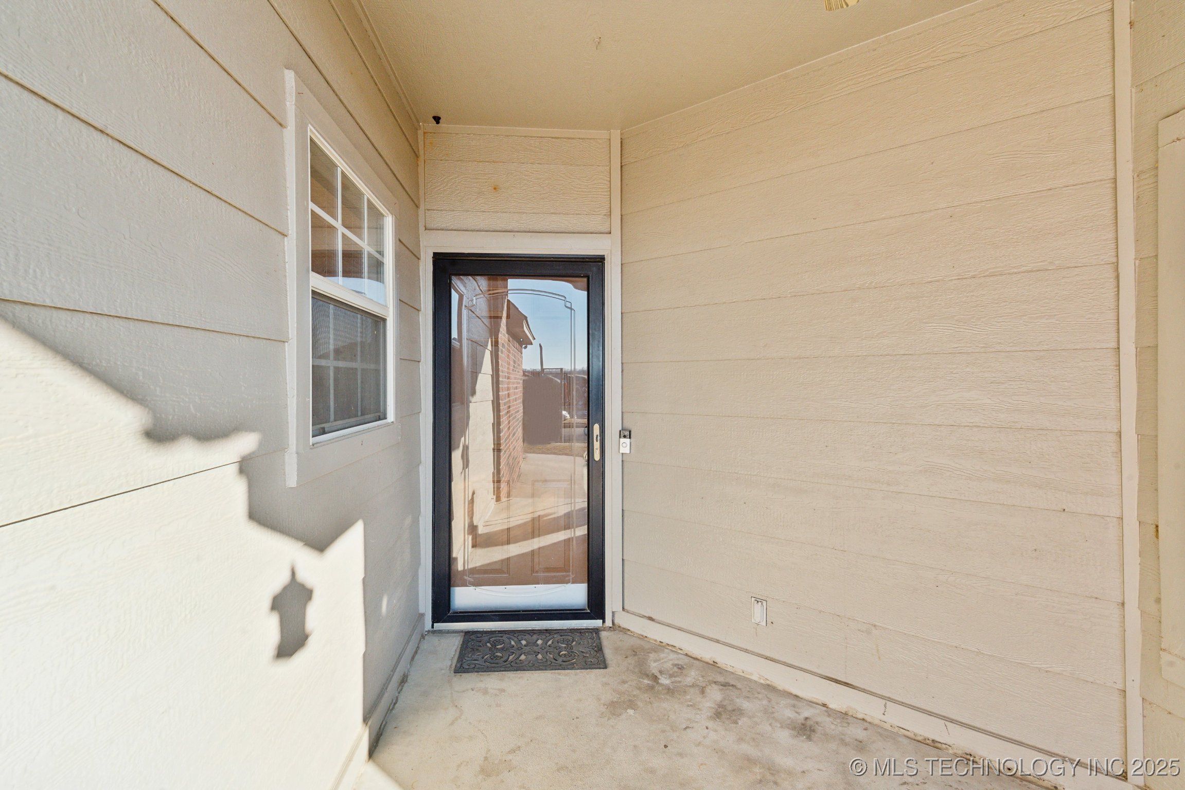 112 E Granger Place